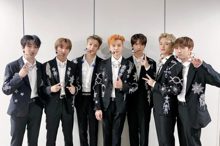 NCT Dream joget TikTok Mendung Tanpo Udan dari Ndarboy Genk
