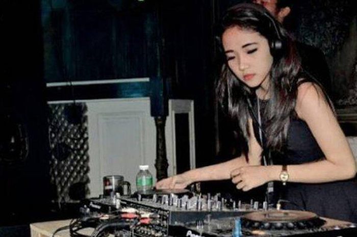 Biodata artis DJ Indah Cleo
