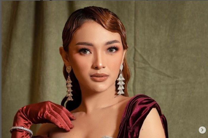 Zaskia Gotik dikabarkan hamil anak kedua