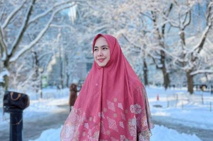 Oki Setiana Dewi