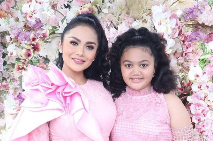 Krisdayanti dan Amora