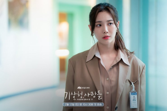 Drama Forecasting Love and Weather