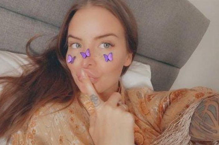 Evelyn, wanitayang mengklamin dirinya memiliki 2 alat kelamin sekaligus