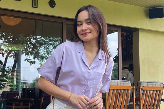 Satine Zaneta, anak Abimana Aryasatya.