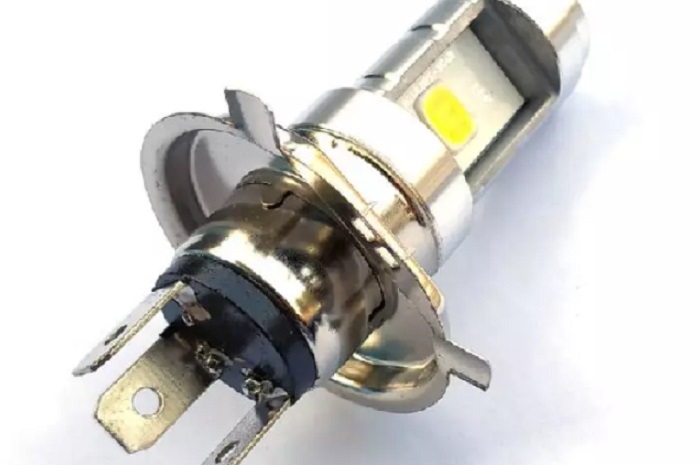 Ilustrasi lampu LED, Terungkap alasan kenapa lampu LED motor lebih mahal dibandingkan lampu halogen biasa.