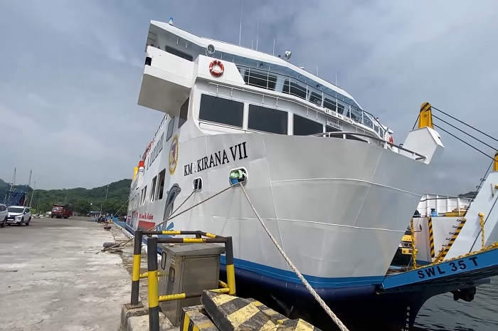 Naik kapal mewah KM Kirana VII buat nonton MotoGP Mandalika Lombok.