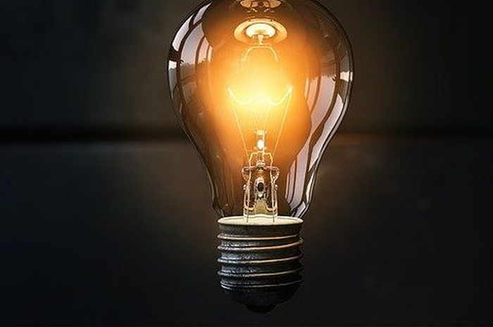 Berbagai contoh perubahan energi listrik dalam kehidupan sehari-hari.