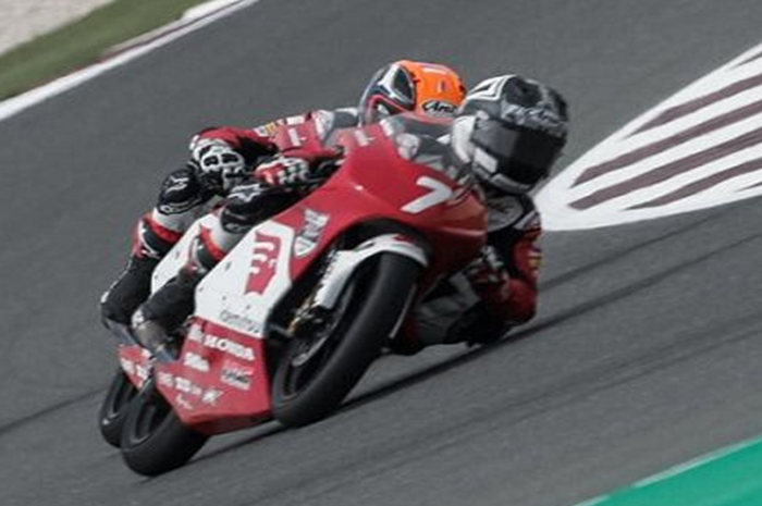 Pembalap Veda Ega Pratama saat beraksi di IATC Qatar 2022 di Sirkuit Losail (6/3/2022).