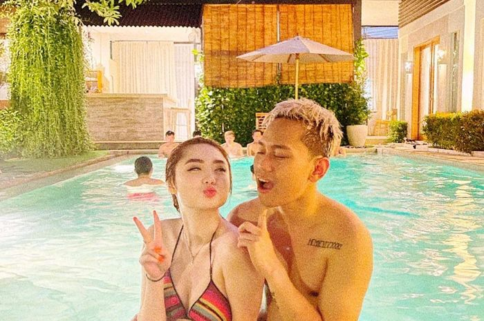 Vanessa Khong dan Indra Kenz