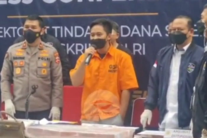 Gestur Doni Salmanan saat minta maaf disorot netizen.