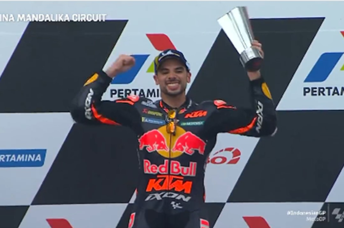 Miguel Oliveira ternyata punya janji pada anaknya untuk membawa piala MotoGP Mandalika 2022.