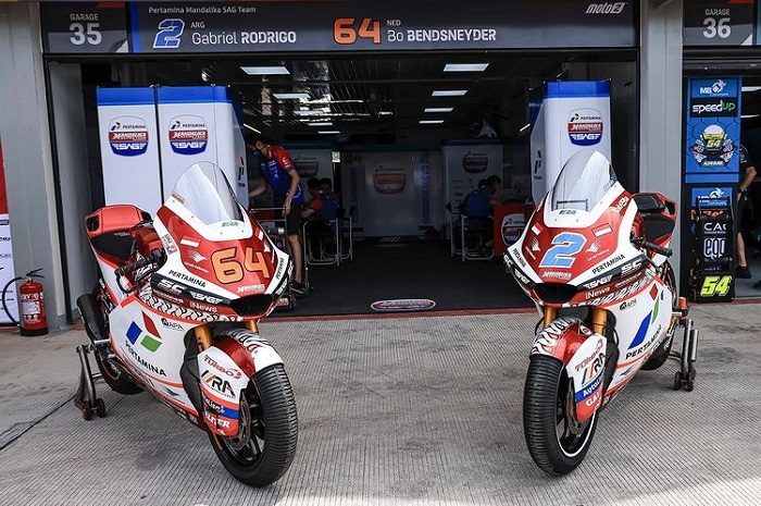 Waduh, Mandalika Racing Team Indonesia (MRTI) kabarnya belum menyalurkan uang sponsor dari Pertamina ke SAG Racing Team.