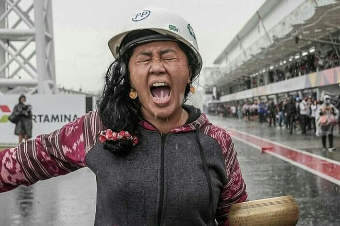 Rara Istiani Wulandari, si pawang hujan MotoGP Mandalika