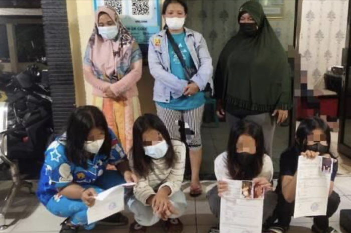 Siswi SMP di Pekanbaru sengaja menginap di hotel setelah kabur dari rumah. Alasannya bikin syok. Polisi ungkap fakta mengejutkan.