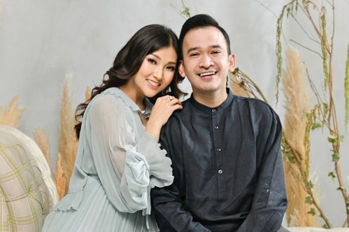 Sarwendah dan Ruben Onsu.
