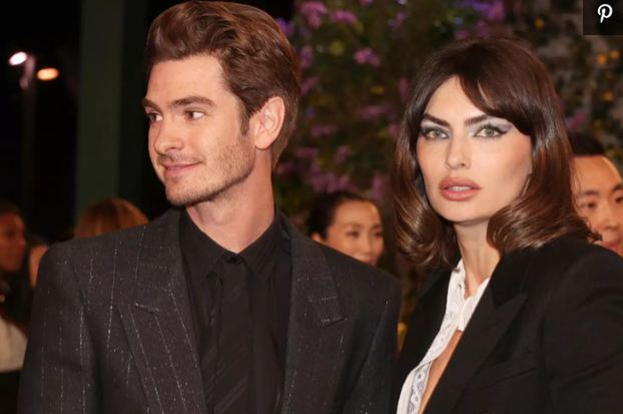 Andrew Garfielnd dan Alyssa Miller