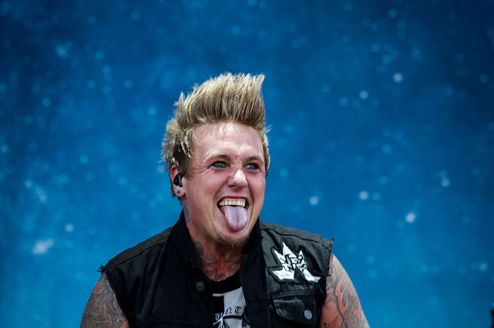 Vokalis Papa Roach, Jacoby SHaddix
