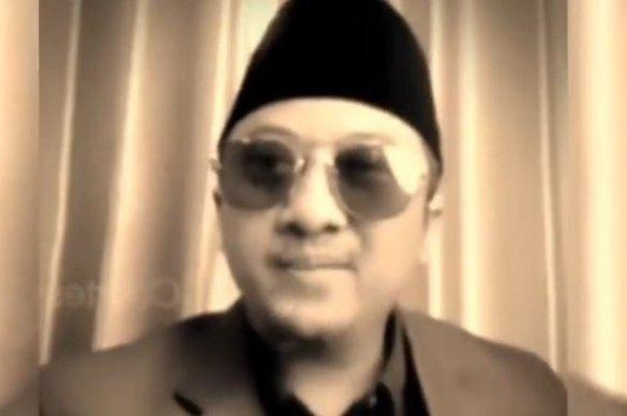 Viral video Ustaz Yusuf Mansur murka sampai gebrak meja bahas Paytren