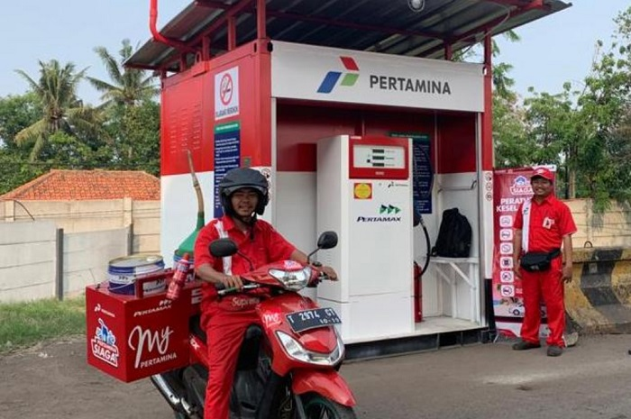 Foto ilustrasi. Pertamina Delivery Service (PDS), bikin mudik lebaran 2022 lancar enggak khawatir kehabisan bensin.