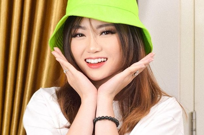Vanessa Khong