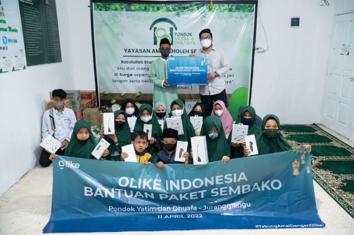 Olike Indonesia bagikan paket sembako di Bulan Ramadan lewat program Tabung Amal. 