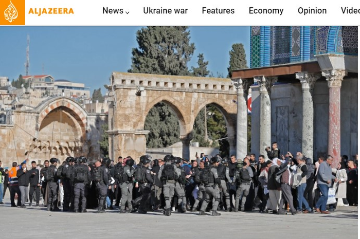 Kelompok ekstrimis kanan Israel menyerang masjid Al Aqsa