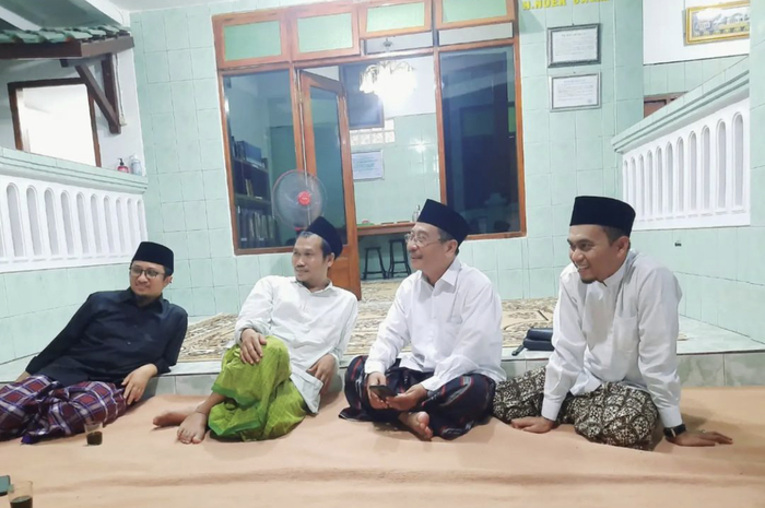 Ustaz Yusuf Mansur ternyata pernah masuk bui. Namun, ayah Wirda Mansur malas bercerita soal kasus yang pernah membelitnya itu. 