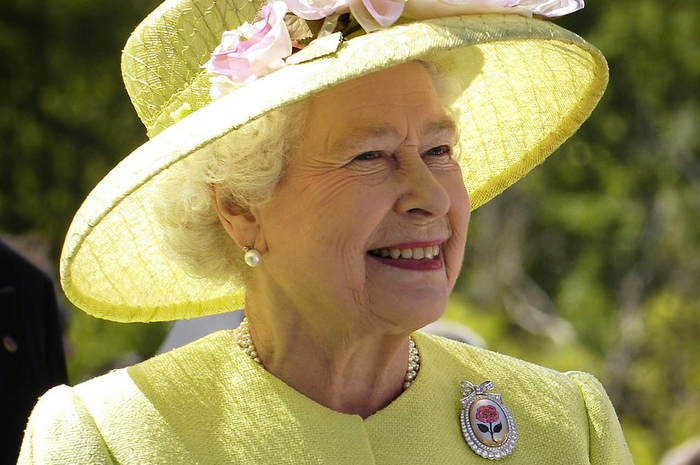 Ratu Elizabeth II