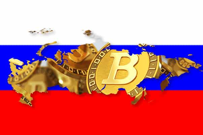Ilustrasi mata uang Bitoin dan bendera Rusia