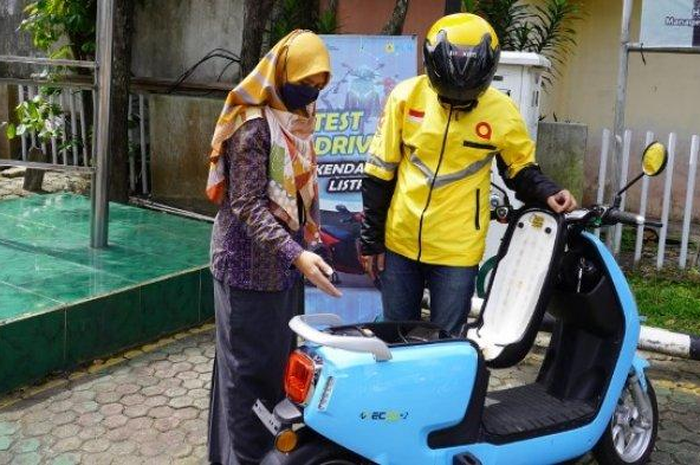 Ojek Online Kota Jambia Jajal Motor Listrik