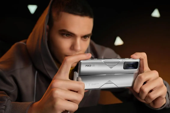POCO F4 GT Global
