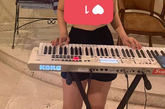 Hotman Paris mengumbar foto seksi Iqlima Kim di Instagram. Ternyata pengacara Iqlima Kim dibuat sakit hati gegara rebutan klien besar ini. 