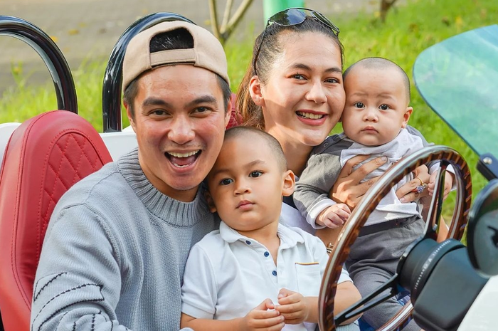 Keluarga Baim Wong 