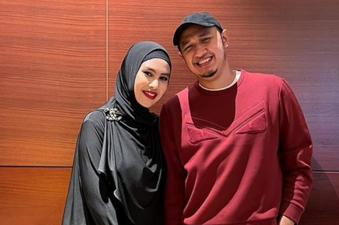 Kartika Putri dan Habib Usman bin Yahya