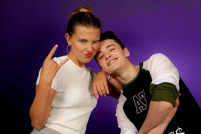 Millie Bobby Brown dan Noah Schnapp