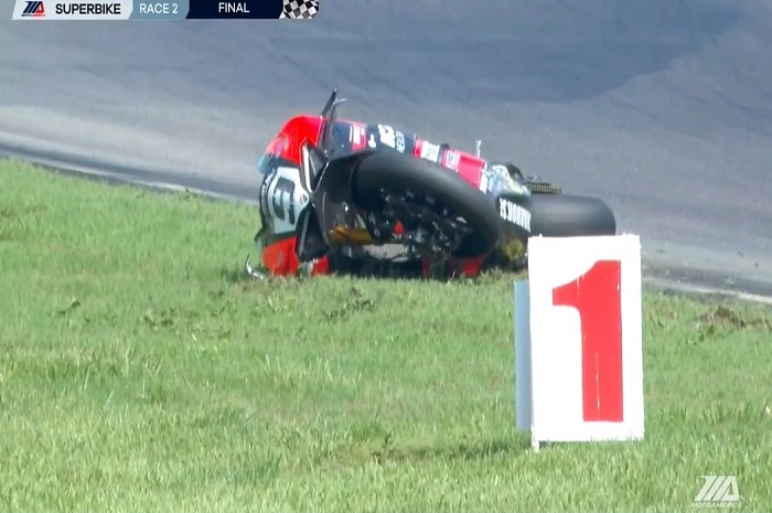 Motor Danilo Petrucci, mantan pembalap MotoGP yang kecelakaan parah di MotoAmerica 2022.
