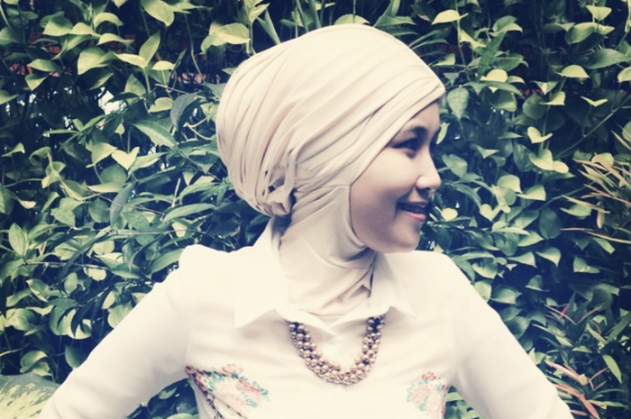 Foto Mimi Bayuh saat masih muda bikin netizen paham tipe wanita idaman Raffi Ahmad. Lantas, kenapa Raffi menikah dengan Nagita Slavina?