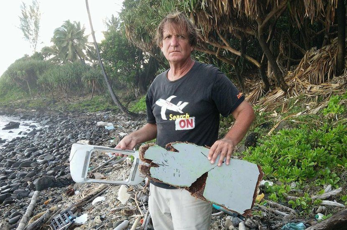 Blaine Gibson, penemu puing-puing MH-370