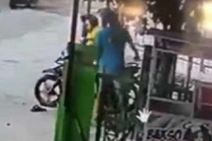 Driver ojol kena pukul penumpang di Pekanbaru, diduga karena hal ini.