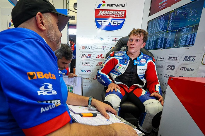 Loh pembalap Pertamina Mandalika SAG Team, Gabriel Rodrigo absen dari Moto2 Catalunya 2022, ada apa nih?