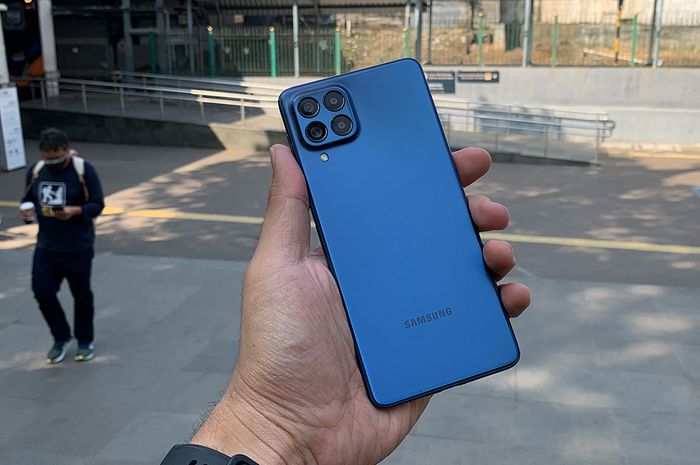 Melindungi kesehatan baterai Samsung Galaxy M53 5G saat pengisian daya ternyata sangat penting.