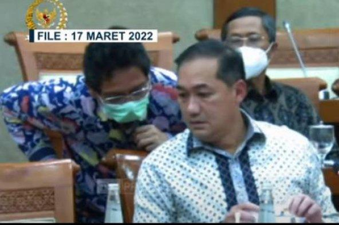 Mantan Menteri Perdagangan (Mendag) Muhammad Lutfi dan Direktur Jenderal Perdagangan Luar Negeri Kemendag Indrasari Wisnu Wardhana.