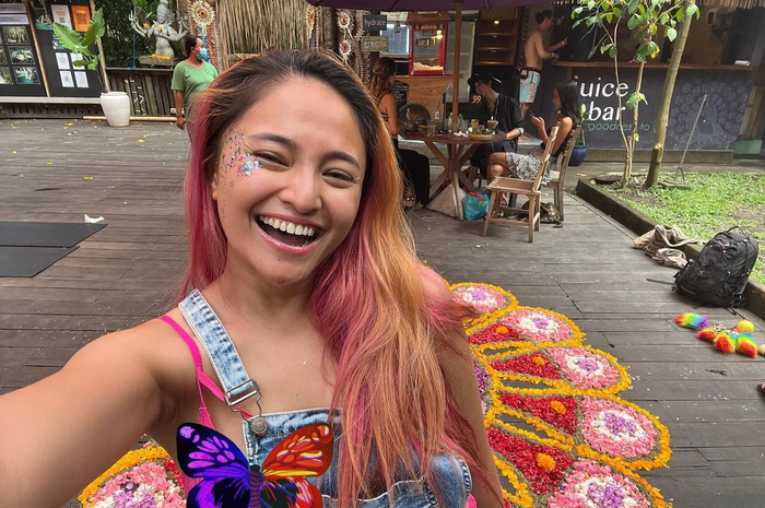 Marshanda hilang di LA dalam keadaan manic