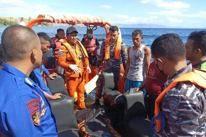 Hati Ayu Anjani tambah nyesek ternyata sang ibunda terjebak gegara kru kapal miliknya ogah lakukan ini saat terjadi kecelakaan. 