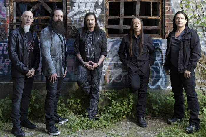 Dream Theater konser di Solo pada Agustus mendatang dan berikut rincian harga tiket konsernya.
