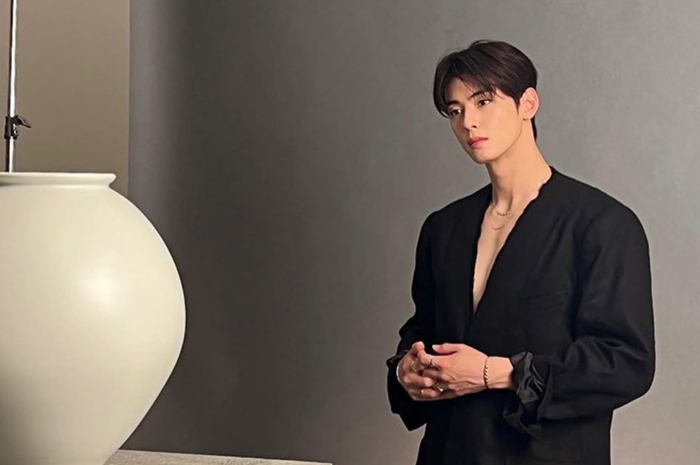 Cha Eun-woo ASTRO