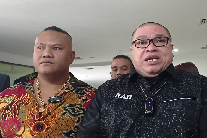Razman Arif Nasution ditemui di Pengadilan Negeri Jakarta Pusat, Selasa (12/7/2022).