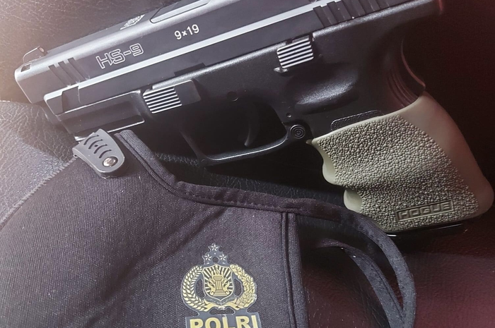 Ini fakta pistol HS-9 yang dipakai Brigadir Yosua. Ternyata anggota Polsek Cimanggis juga pakai pistol jenis ini buat tembak rekan sendiri.