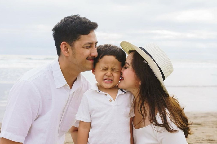 Randi Bachtiar, Tasya Kamila, dan Arrasya 