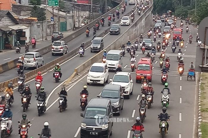 Syarat Perjalanan Terbaru untuk Transportasi Darat, Biker waspadai penularan Covid-19 kembali meningkat
